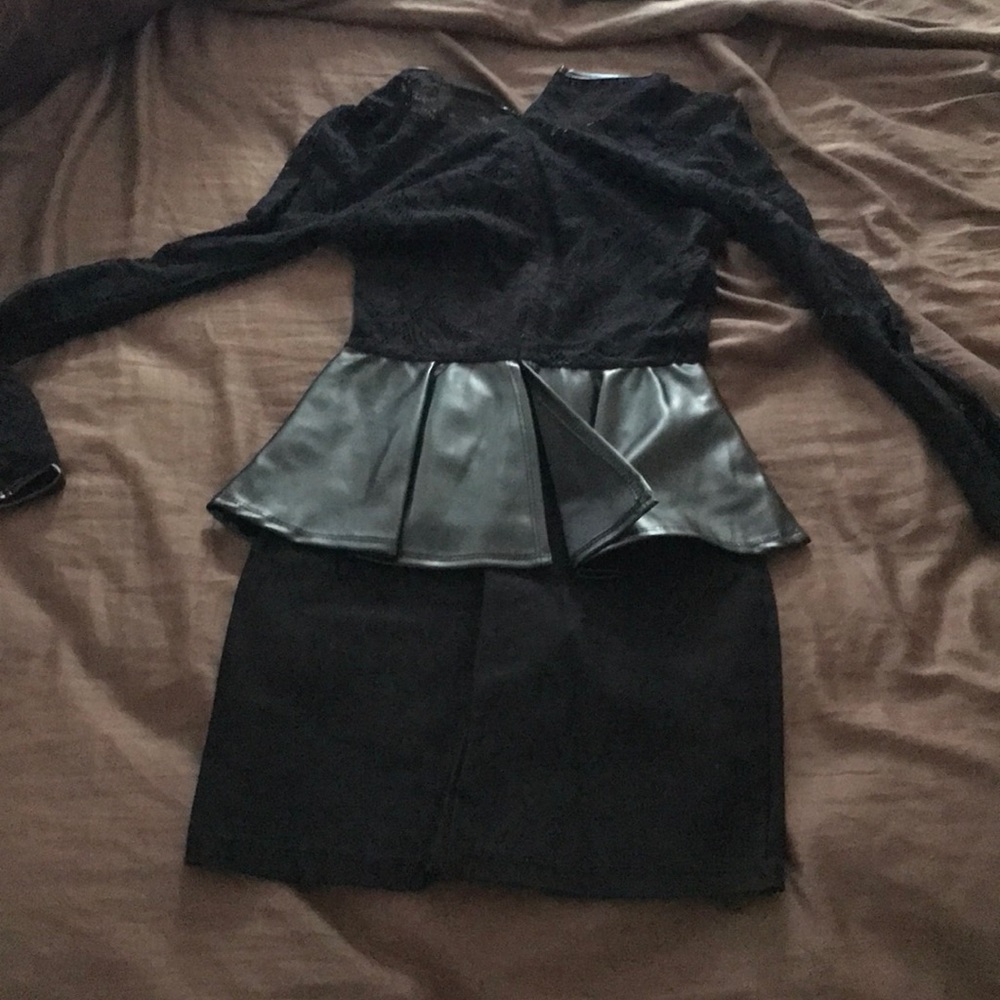 Dress - Picture 2 of 2